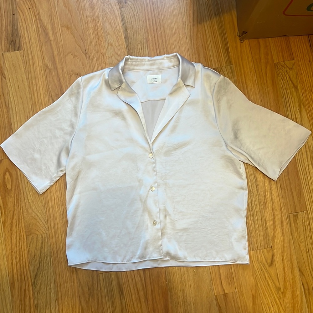 Aritzia Wilfred Beso Satin Shirt